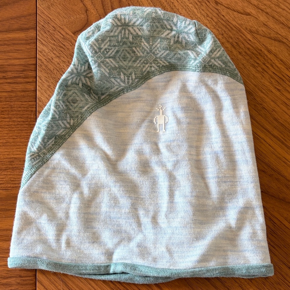 Smartwool Light Blue + Mint Green Snowflake Patterned Merino Kids Beanie